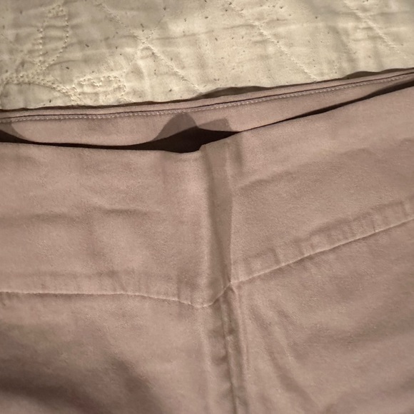 Tribal women’s capri khakis- never worn- NEW- size- 10- elastic waist band! - Picture 3 of 10